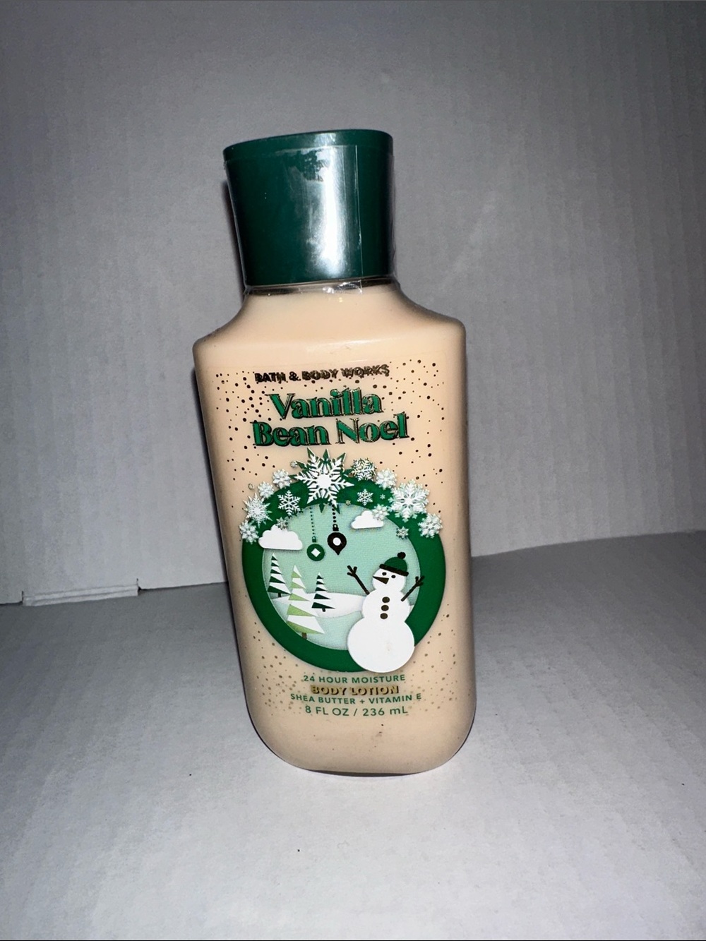 Bath & Body Works Vanilla Bean Noel Body Lotion - Cream & Green